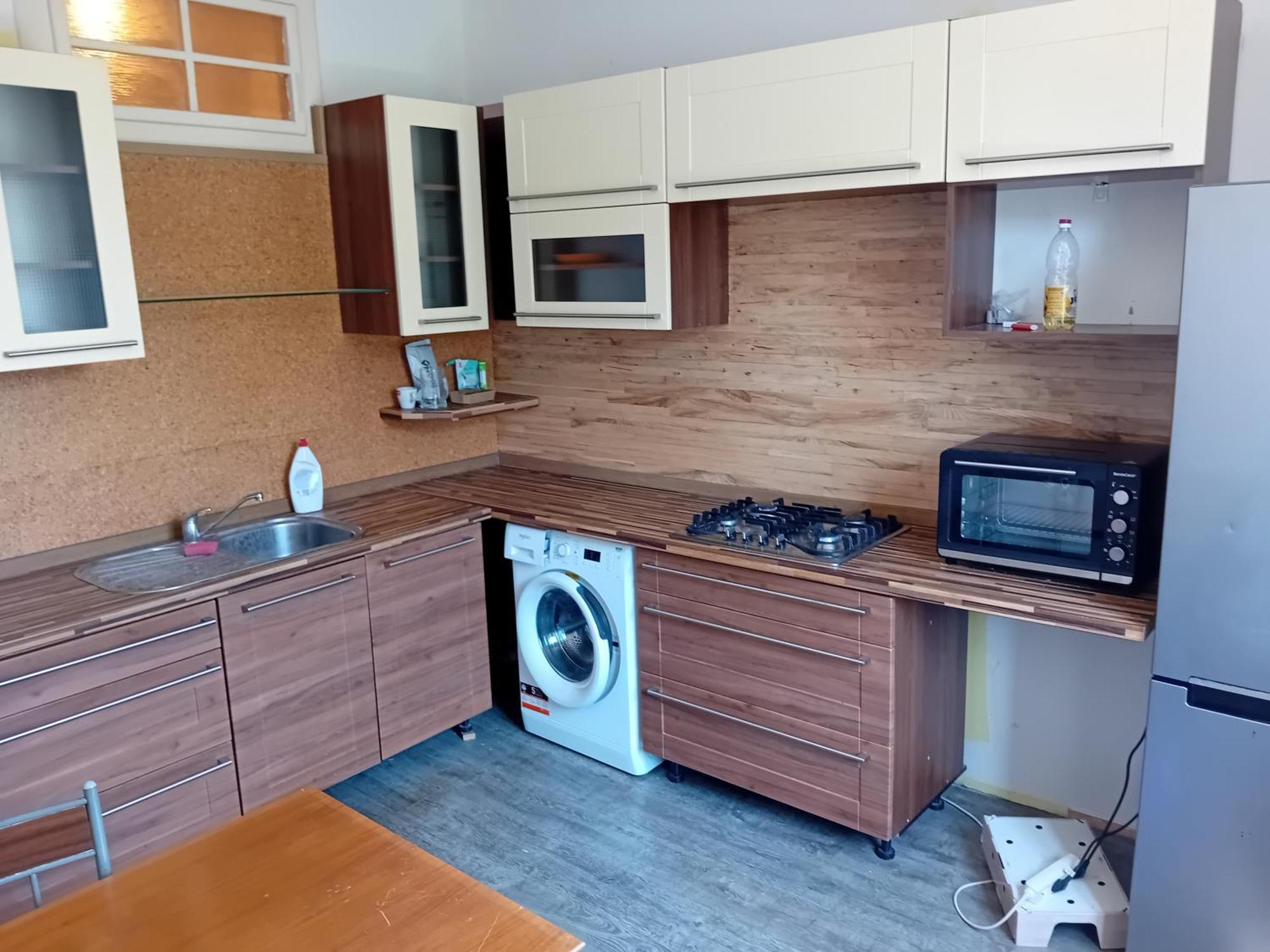 Holub Apartment In City Centrum Komarov Bagian luar foto